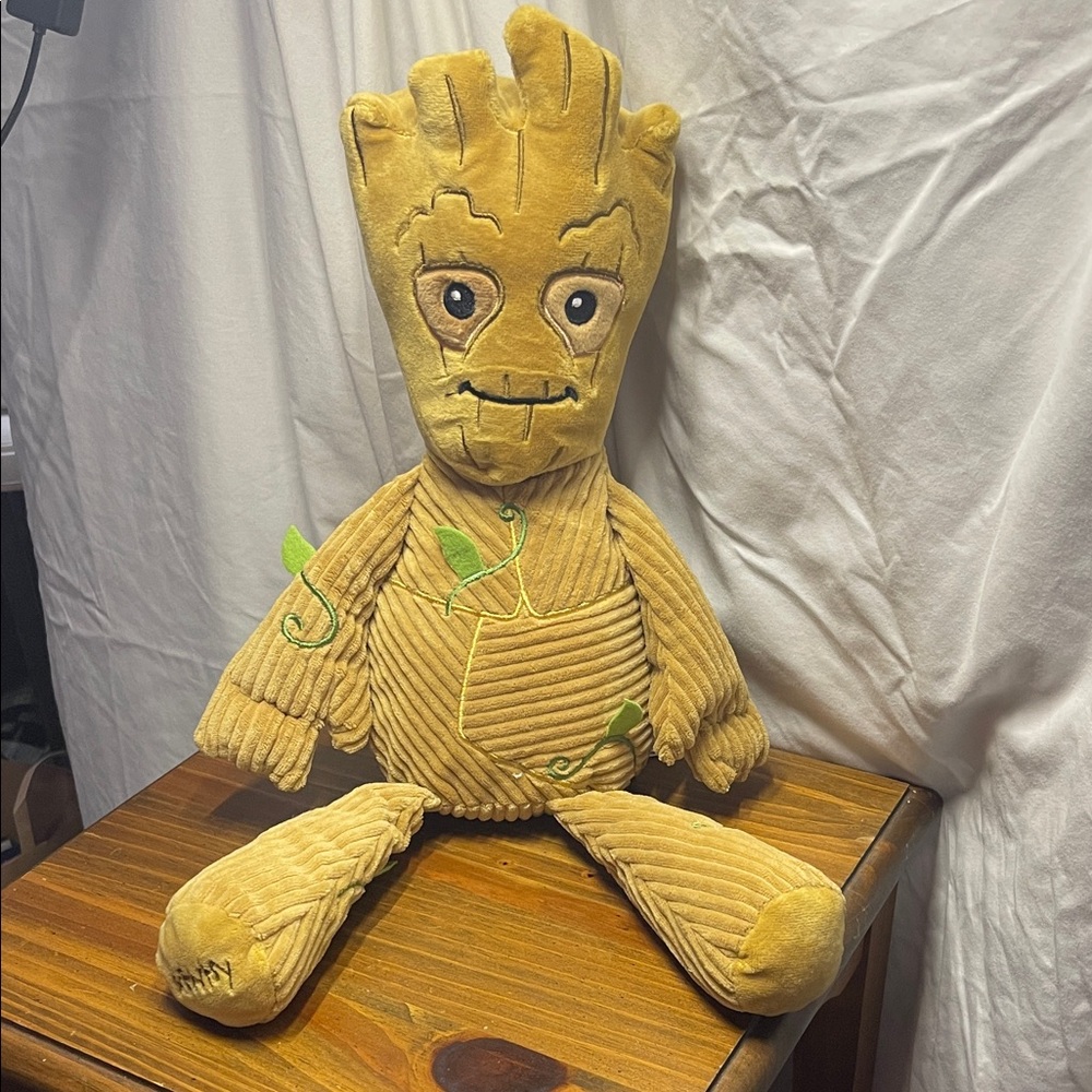 Scentsy Marvel Groot Buddy Plush BNWB Comes with Scent Pack.